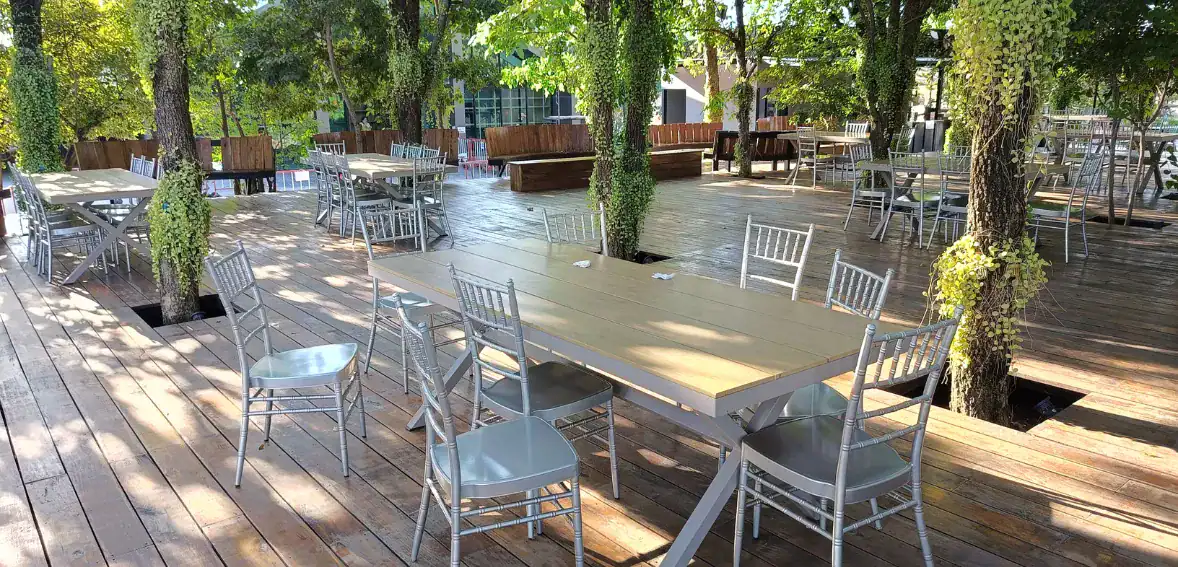 Top 10 Outdoor Dining Upgrades That Extend Patio Season in Delaware 